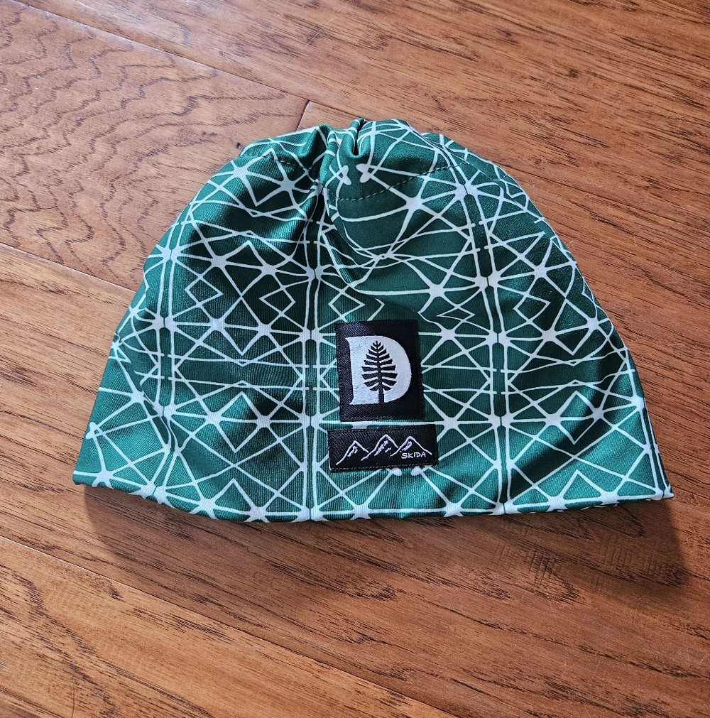 Skida Green Geometic Patterned Beanie Hat